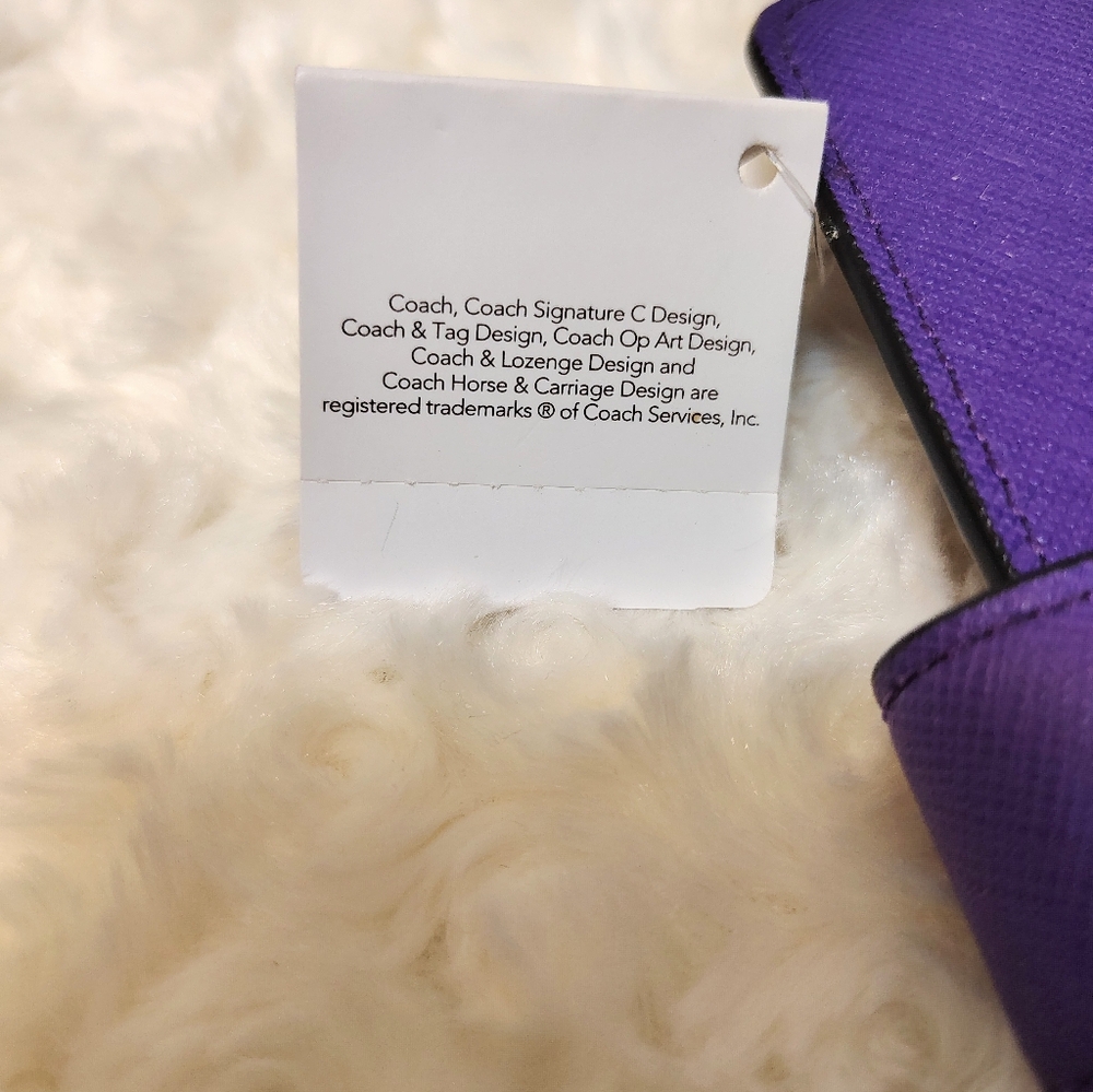 Coach Vibrant Purple Wristlet - Picture 10 of 10